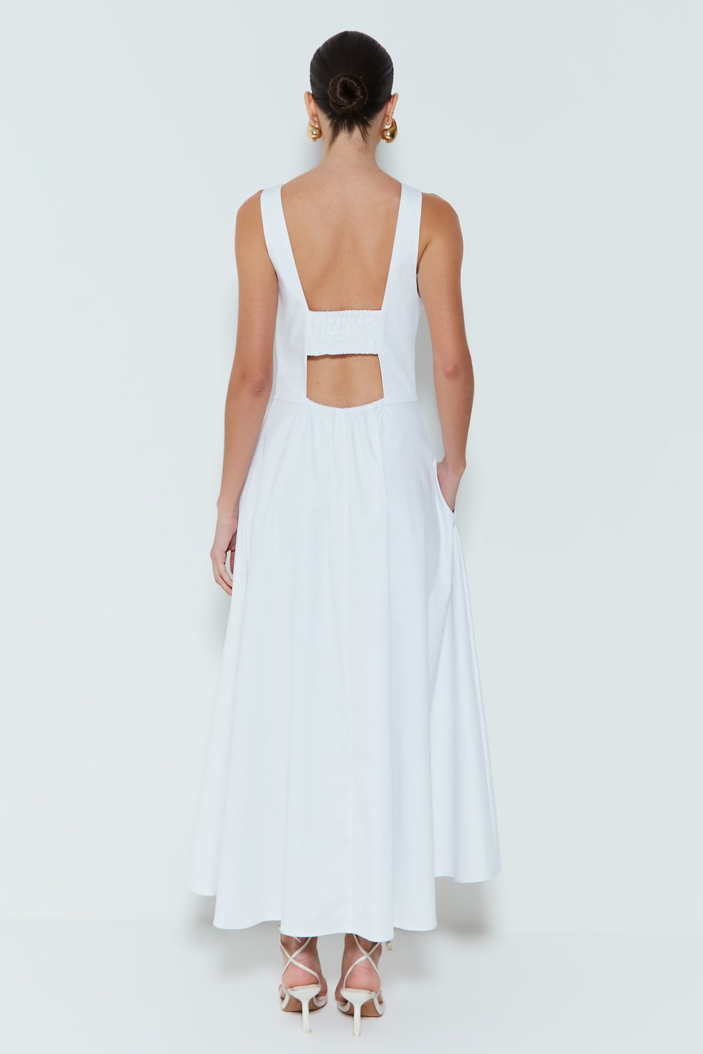 VESTIDO MIDI ACINTURADO COM BOTOES VISTA OFF WHITE